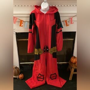 DEADPOOL & WOLVERINE ONESIE PAJAMAS MENS SIZE SMALL